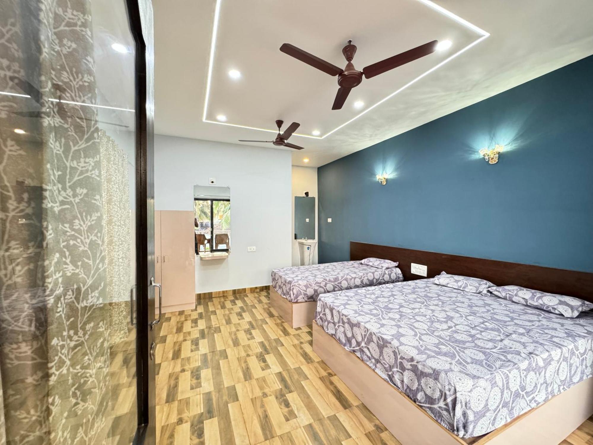 The Glasswater By The Backwater Homestay Kalyanpur ภายนอก รูปภาพ