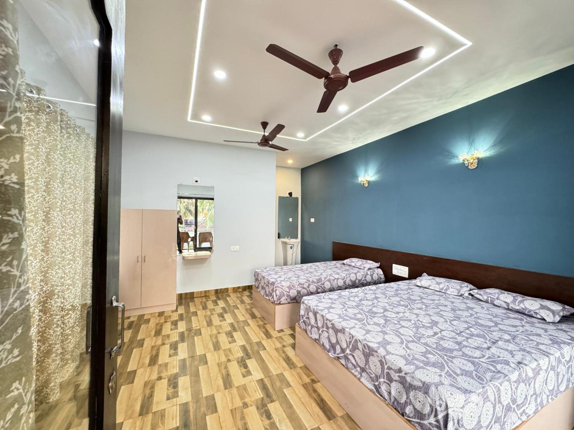 The Glasswater By The Backwater Homestay Kalyanpur ภายนอก รูปภาพ