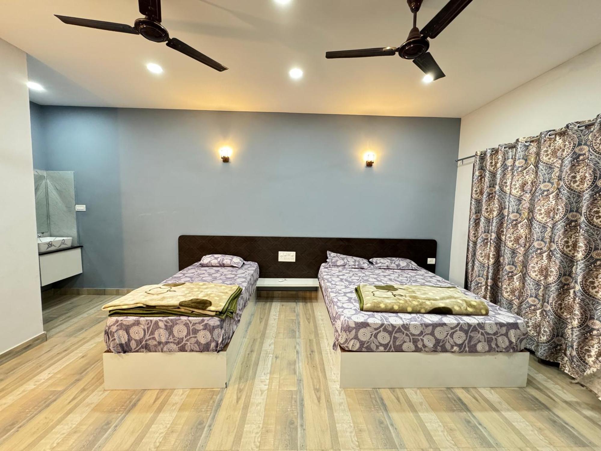 The Glasswater By The Backwater Homestay Kalyanpur ภายนอก รูปภาพ